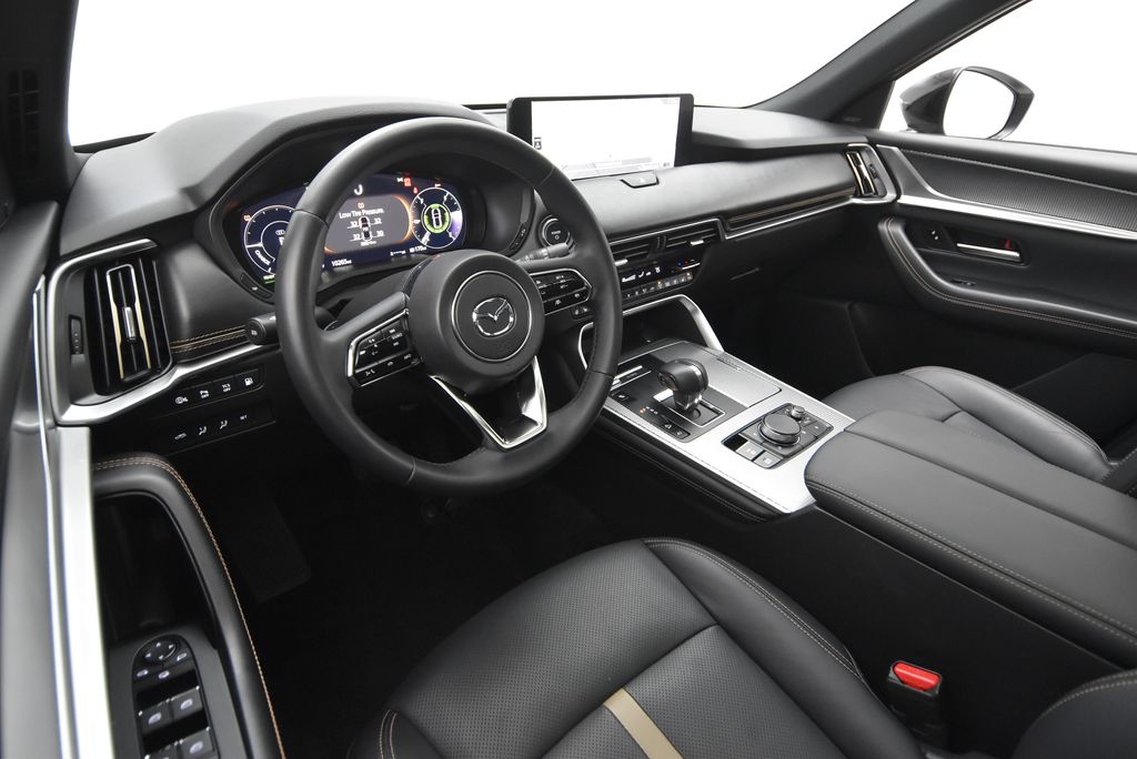 2025 Mazda CX-70 PHEV Premium Plus photo