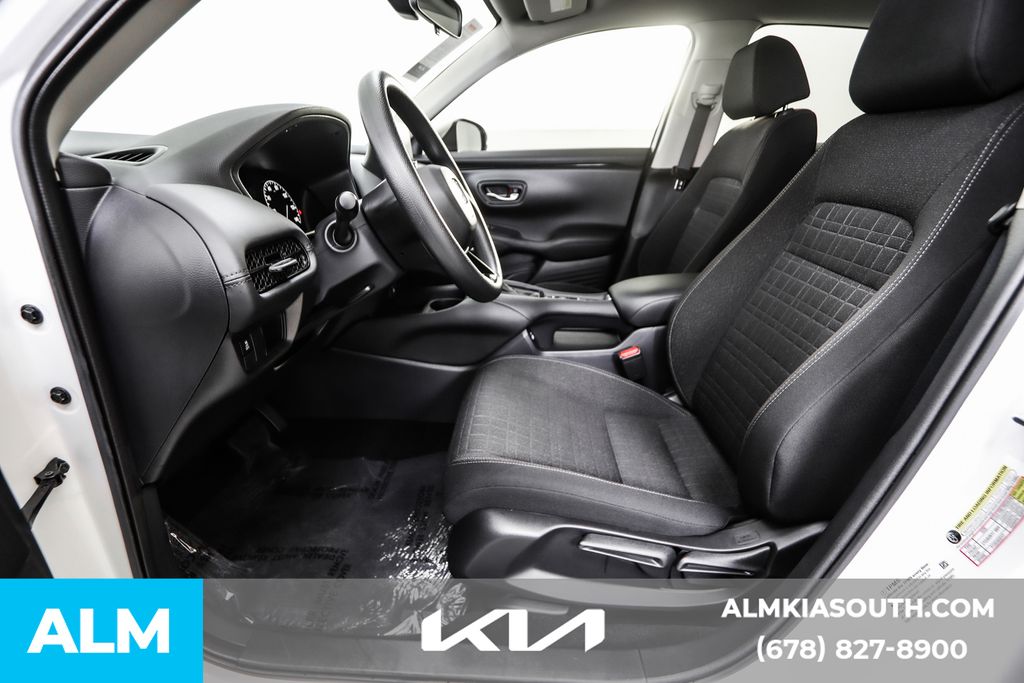 2023 Honda HR-V LX photo 15