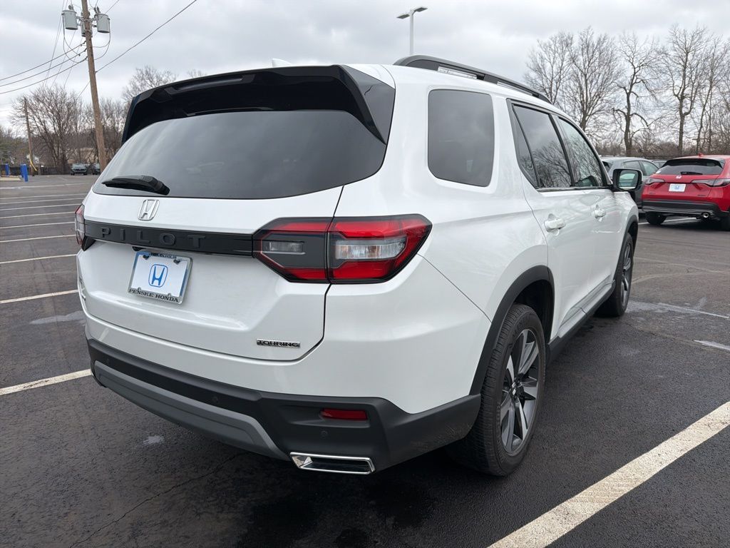Thumbnail: 2023 Honda Pilot - 5