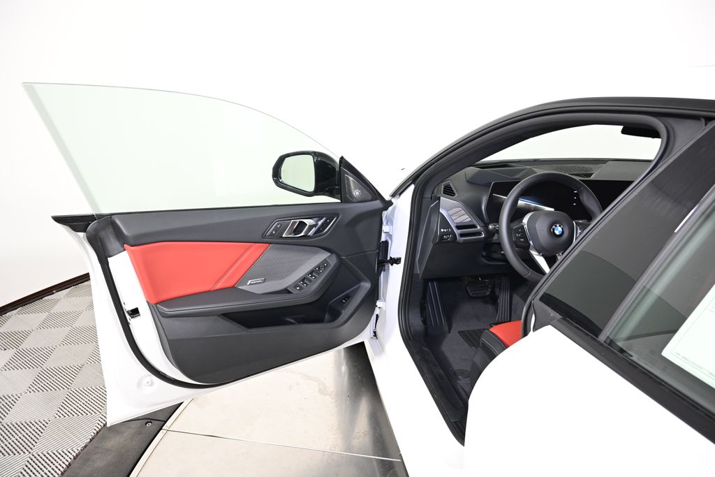 Thumbnail: 2026 BMW 2 Series - 21