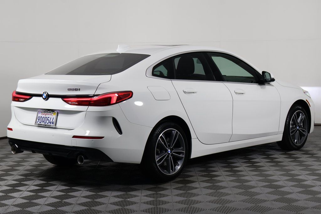 Thumbnail: 2023 BMW 2 Series - 4