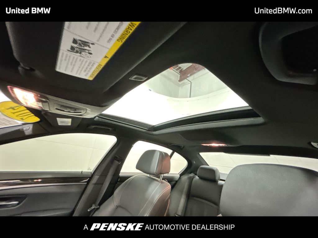 Thumbnail: 2014 BMW 5 Series - 20