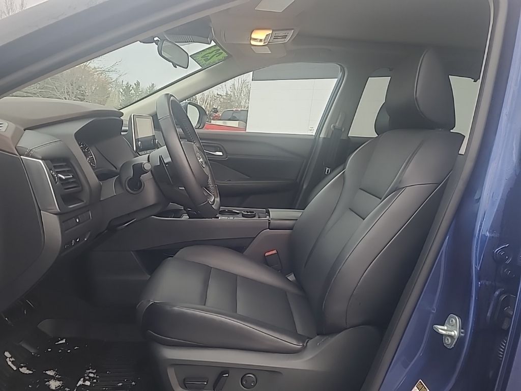 used 2023 Nissan Rogue car, priced at $22,851