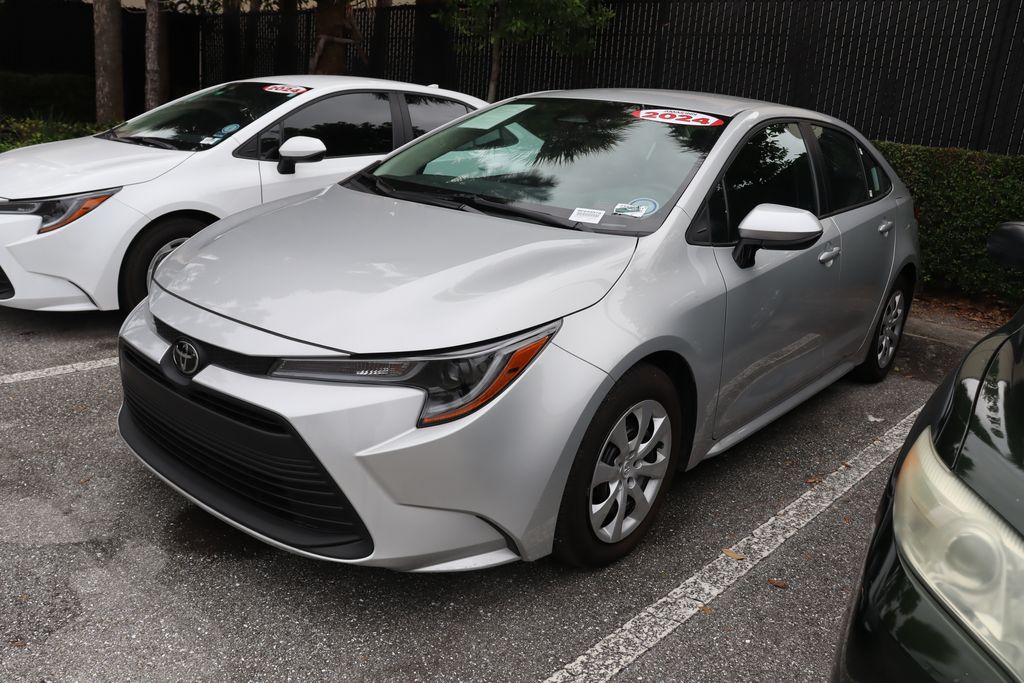 2024 Toyota Corolla LE -
                West Palm Beach, FL