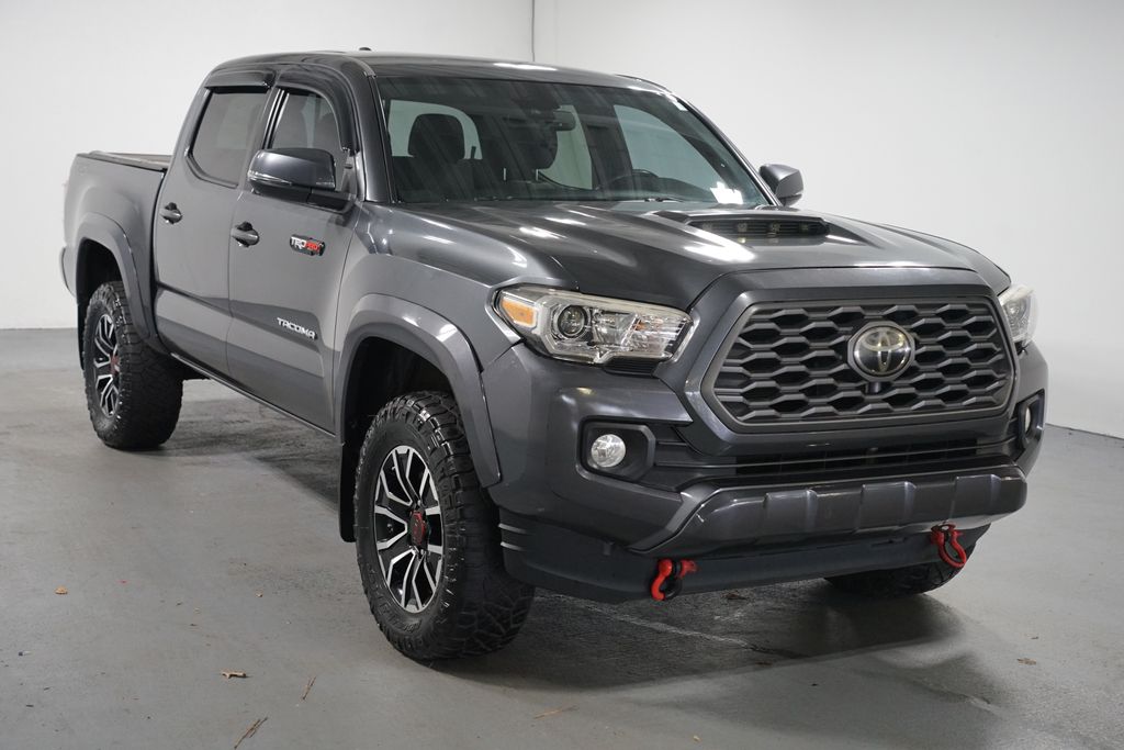 Thumbnail: 2021 Toyota Tacoma - 3