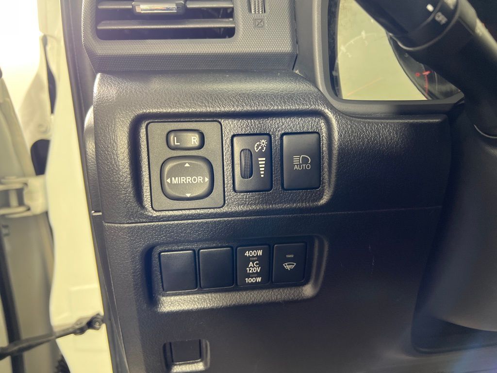 Used 2022 White Toyota Trail image 23