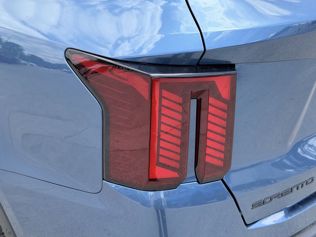 new 2026 Kia Sorento Hybrid car, priced at $42,617