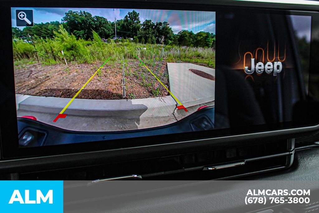 Used 2026 White Jeep Mojave image 27