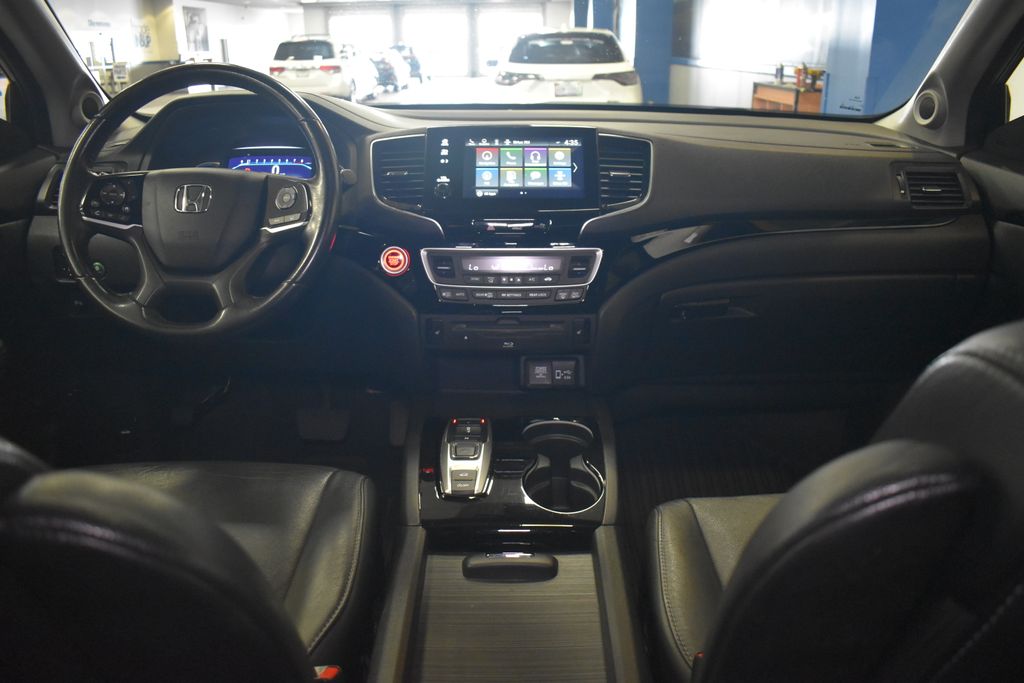 Thumbnail: 2019 Honda Pilot - 15
