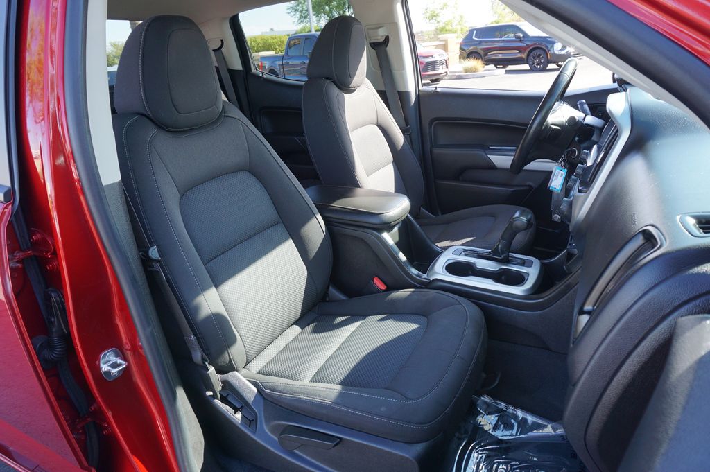 2021 Chevrolet Colorado LT 12