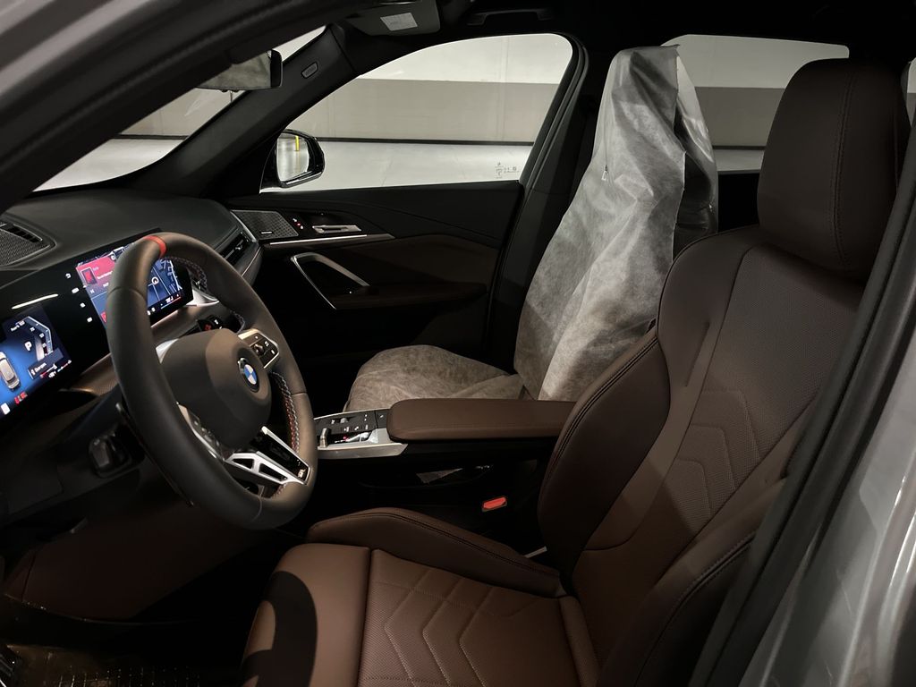 2025 BMW X1 M35i 11