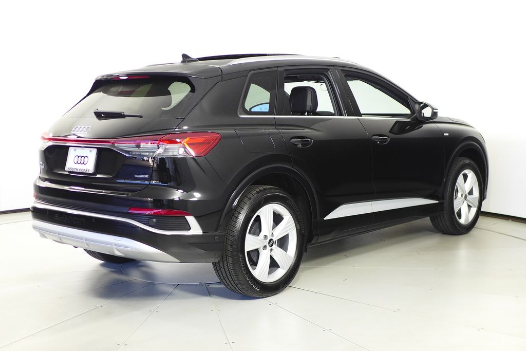 Thumbnail: 2023 Audi Q4 e-tron - 7