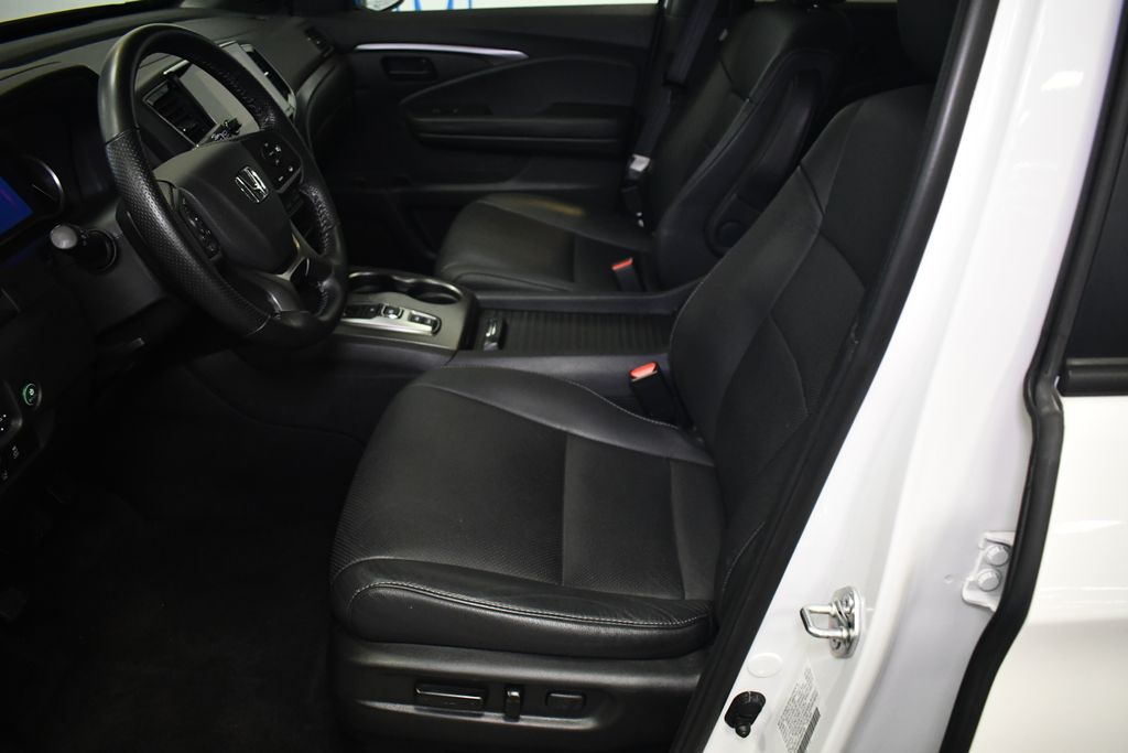 Thumbnail: 2023 Honda Passport - 27