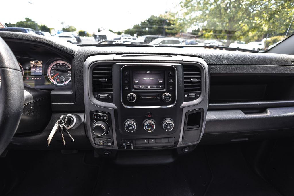 2023 Ram 1500 Classic Tradesman thumbnail 27
