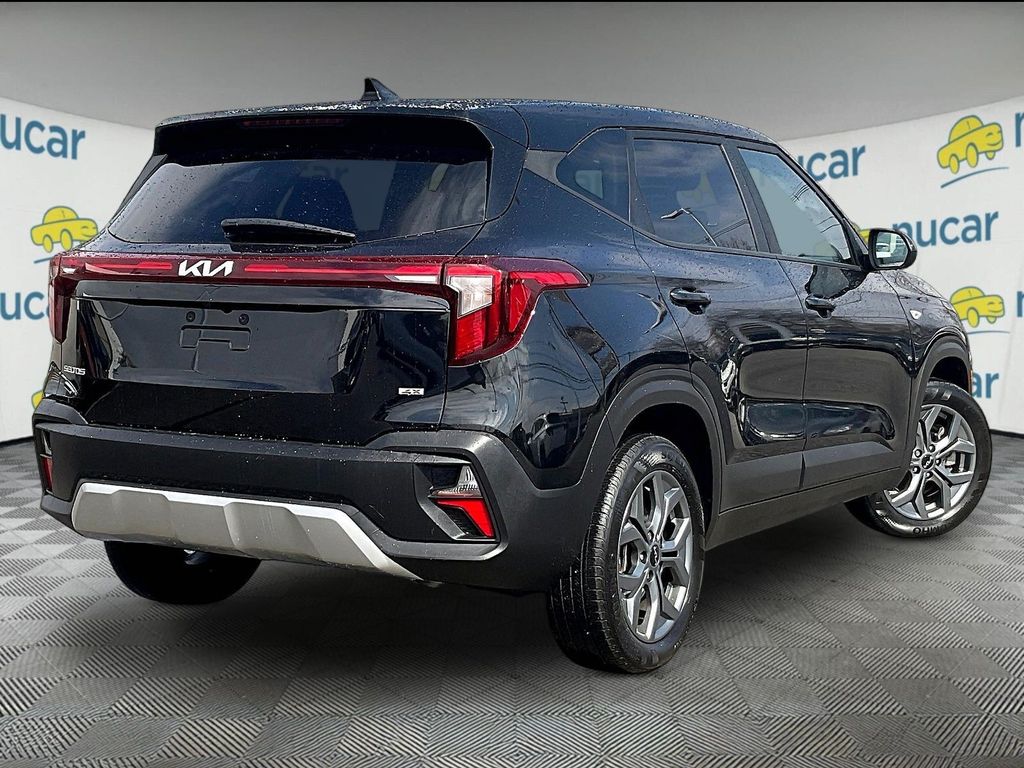 2024 Kia Seltos — photo 6