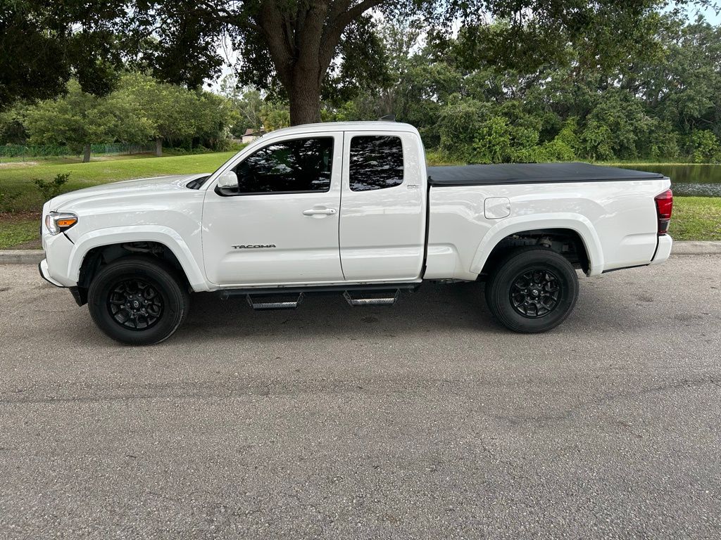 2022 Toyota Tacoma SR5 2