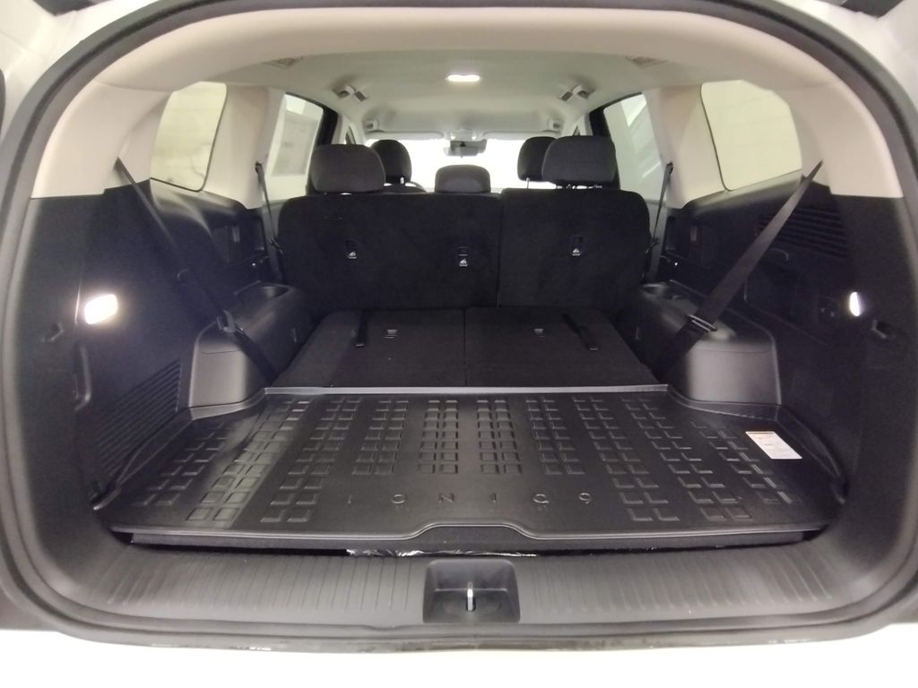 2026 Hyundai IONIQ 9 S