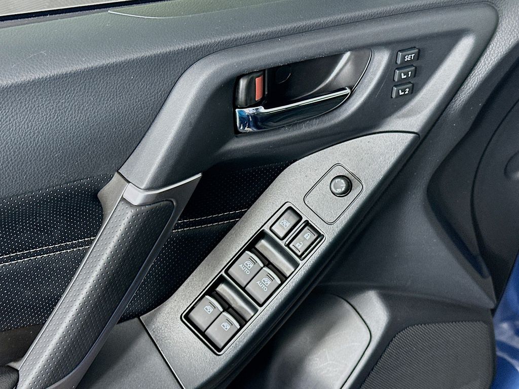 2017 Subaru Forester Touring 18