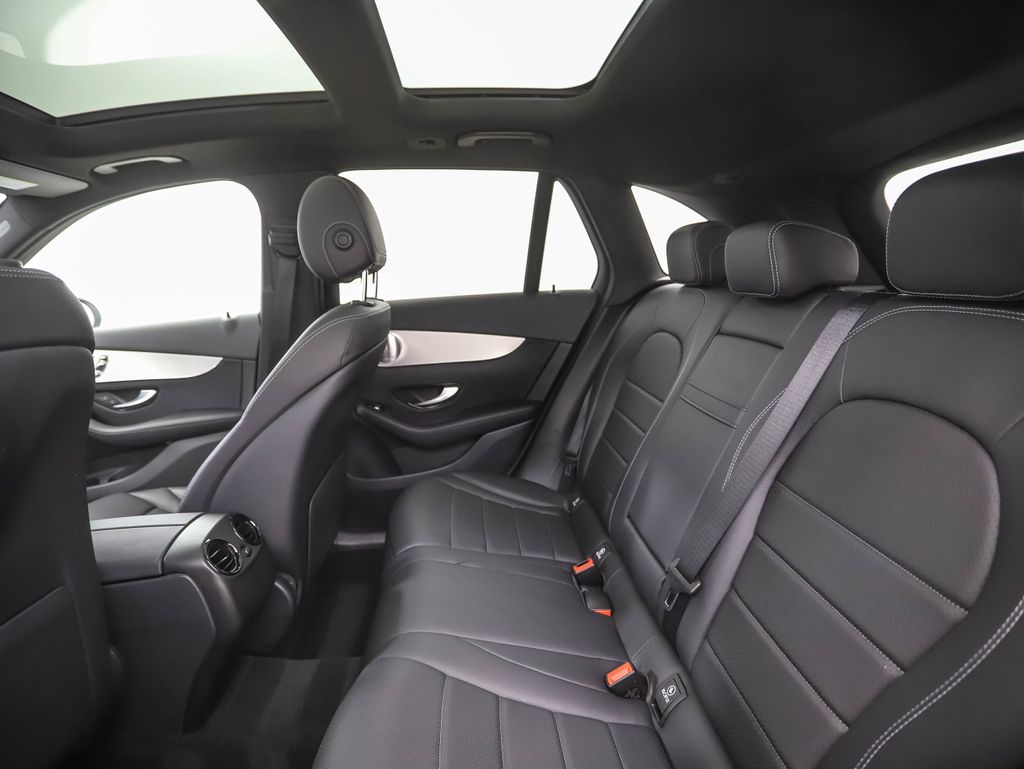 Thumbnail: 2019 Mercedes-Benz GLC - 21