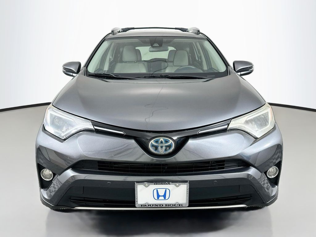 Thumbnail: 2017 Toyota RAV4 - 2