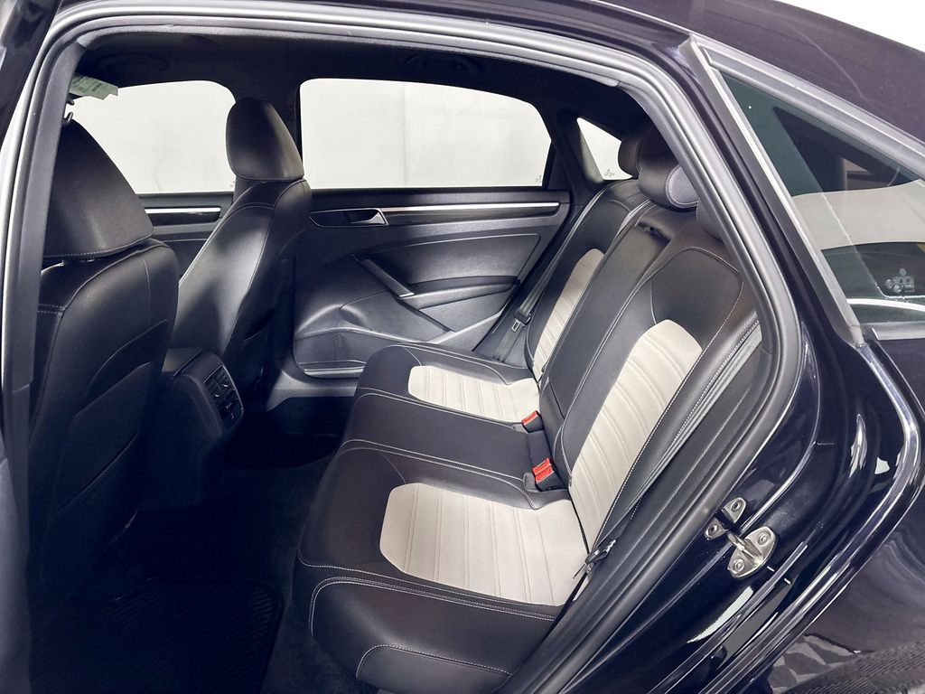 2018 Volkswagen Passat 3.6L V6 GT