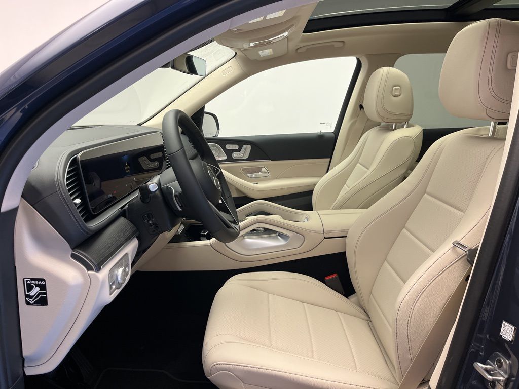 Thumbnail: 2026 Mercedes-Benz GLS - 12