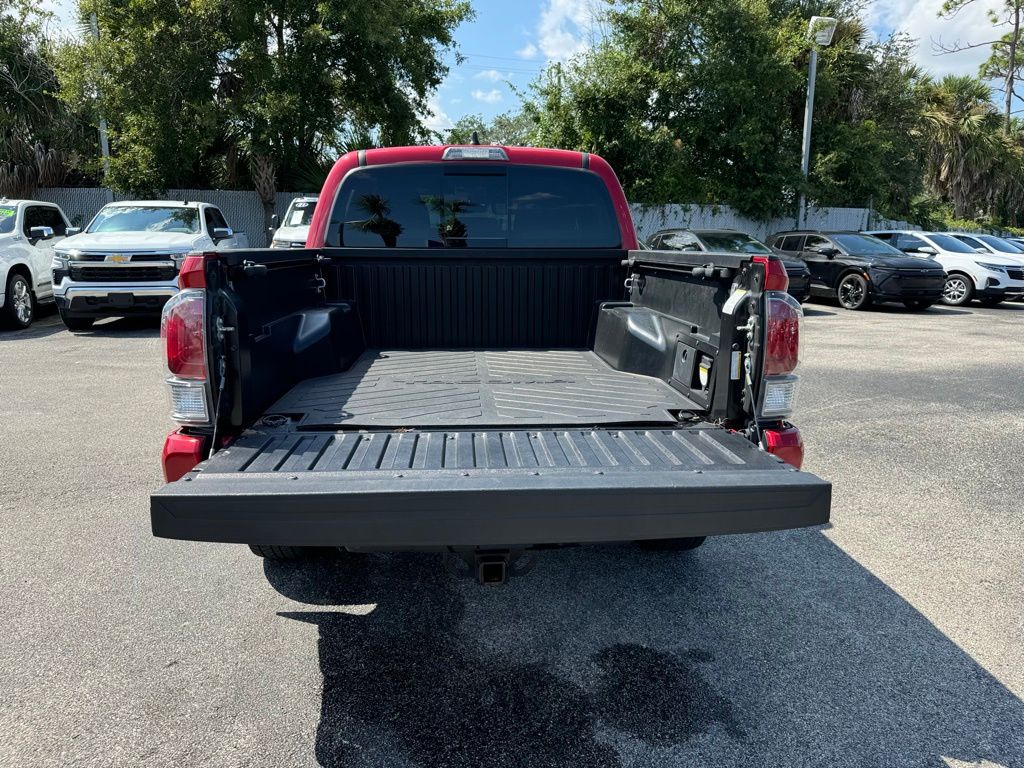 2021 Toyota Tacoma TRD Sport 12