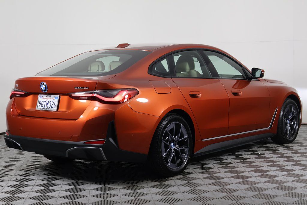Thumbnail: 2023 BMW i4 - 4