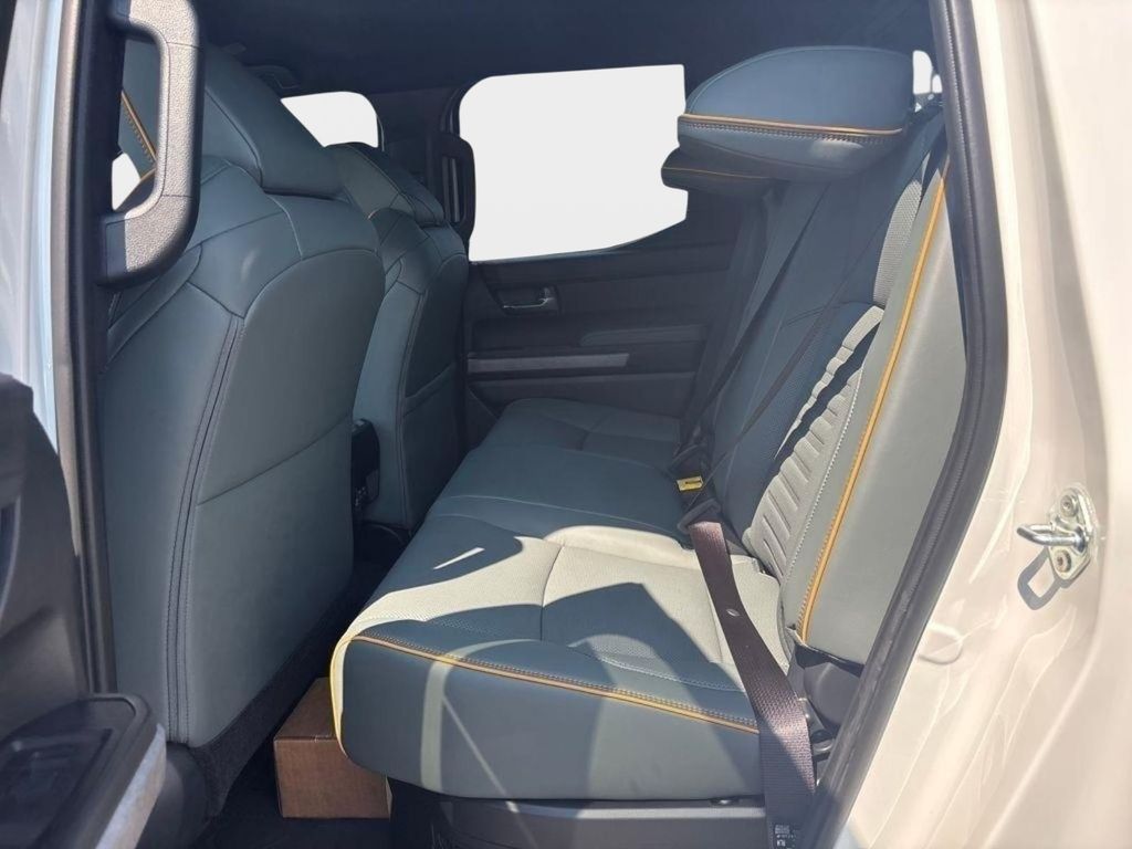 2025 Toyota Tacoma Trailhunter - Photo 18