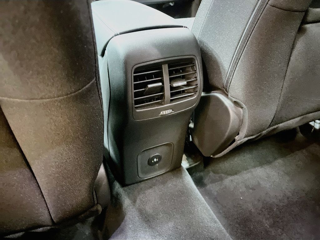 Used 2023 Vapor Blue Ford Active image 24