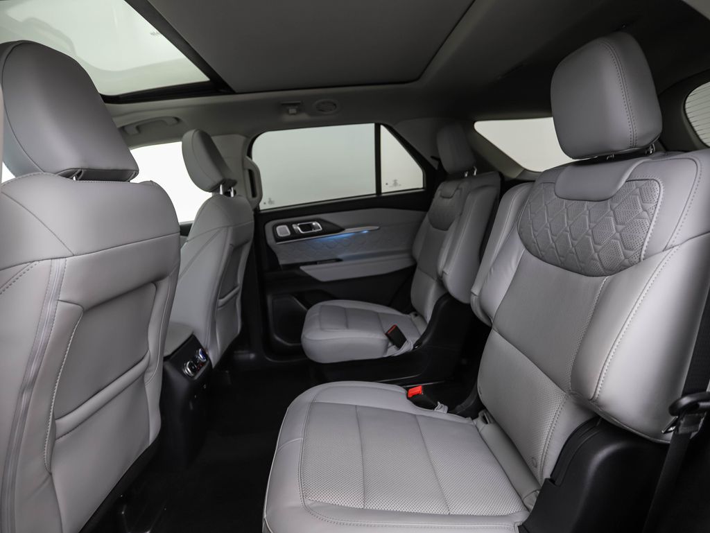 Thumbnail: 2025 Ford Explorer - 22