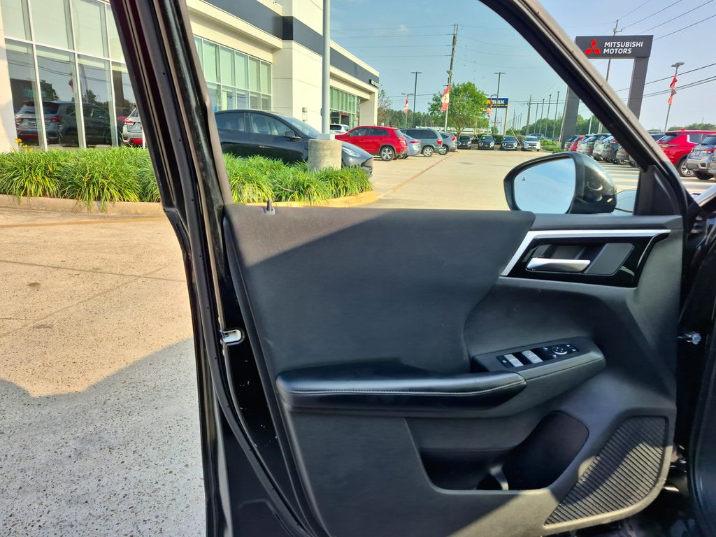 2022 Mitsubishi Outlander ES  at North Houston Mitsubishi