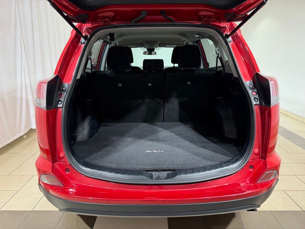 Thumbnail: 2017 Toyota RAV4 - 11
