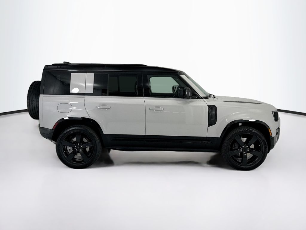 Thumbnail: 2026 Land Rover Defender - 4