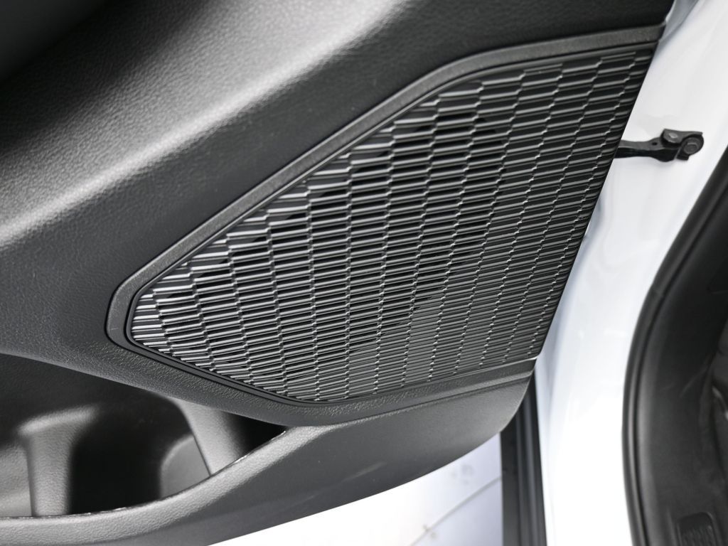 New 2025 Bright White Clearcoat Jeep Laredo image 15