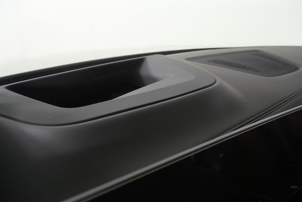 Thumbnail: 2026 BMW X5 - 17