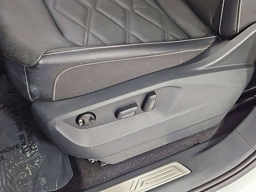 Thumbnail: 2025 Volkswagen Atlas - 24