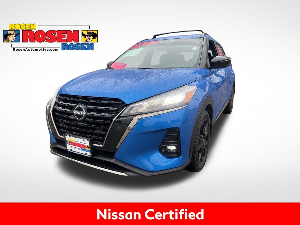 The 2024 Nissan Kicks SR photos
