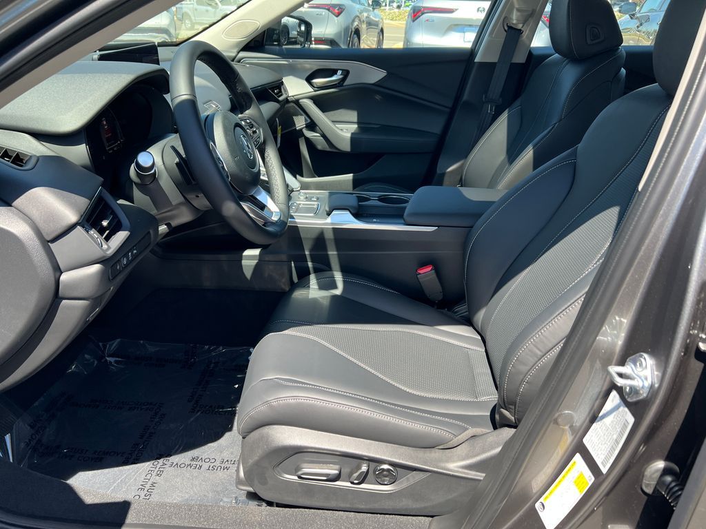 Thumbnail: 2025 Acura TLX - 13