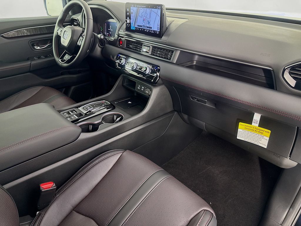 Used Car 2025 Honda Pilot  Black Edition For Sale Under $50,000 In Austin, Texas