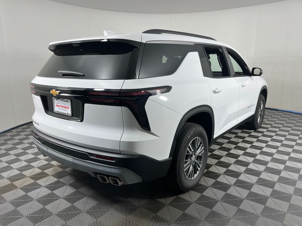 Thumbnail: 2026 Chevrolet Traverse - 5