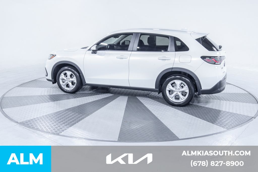 2023 Honda HR-V LX photo 5
