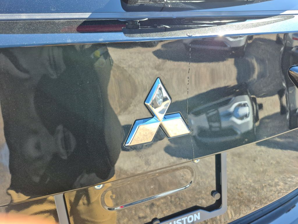 2026 Mitsubishi Outlander SE - 11