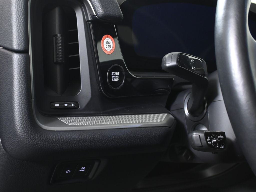 Thumbnail: 2024 Porsche Cayenne - 28