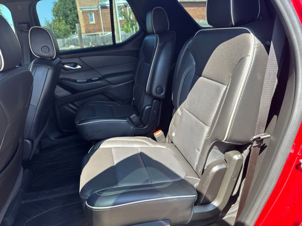 Used 2023 Chevrolet Traverse SUV