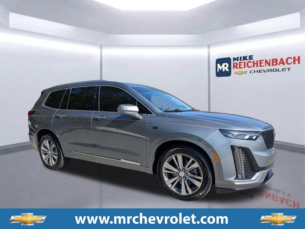 Gray (Satin Steel Metallic) 2022 Cadillac XT6 Premium Luxury FWD SUV / Crossover Front-Wheel Drive 9-Speed Automatic