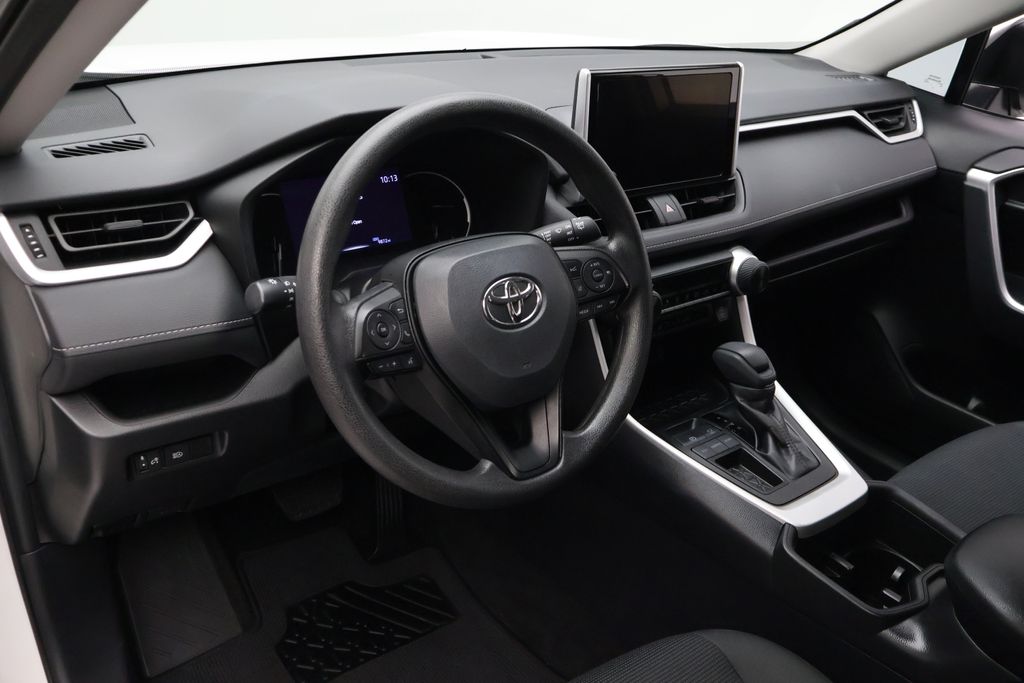 Thumbnail: 2024 Toyota RAV4 - 15
