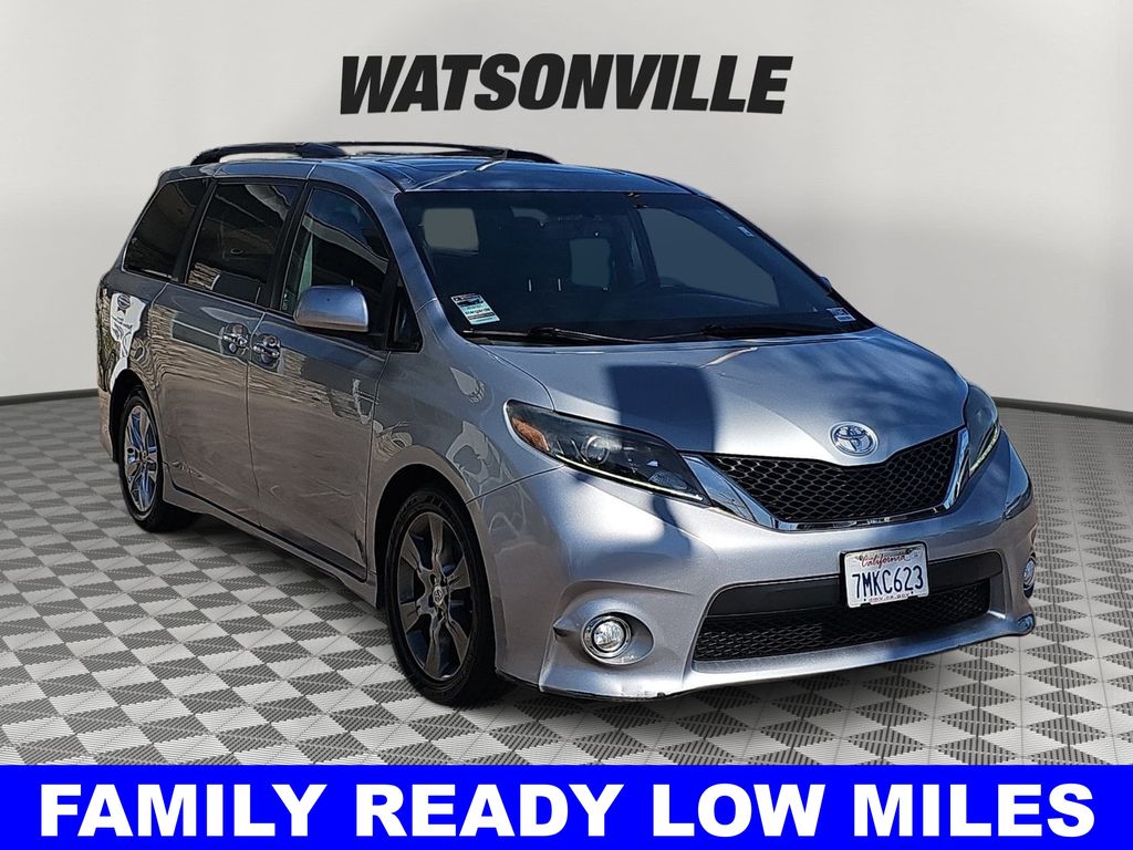 Silver Sky Metallic 2015 Toyota Sienna SE 8-Passenger Minivan Front-Wheel Drive 6-Speed Automatic Overdrive