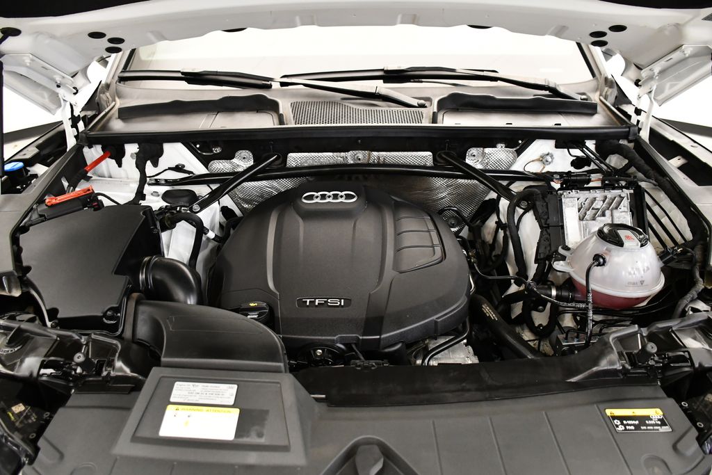 Thumbnail: 2020 Audi Q5 - 11