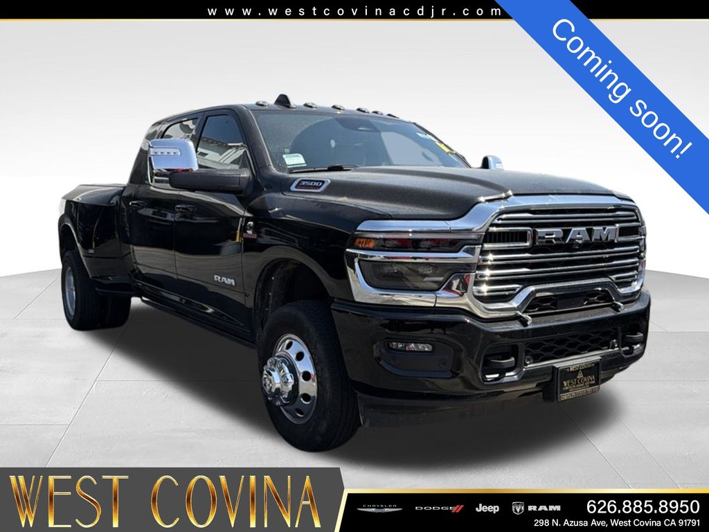 Diamond Black Crystal Pearlcoat 2025 RAM 3500 Pickup Truck Four-Wheel Drive 8-Speed Automatic